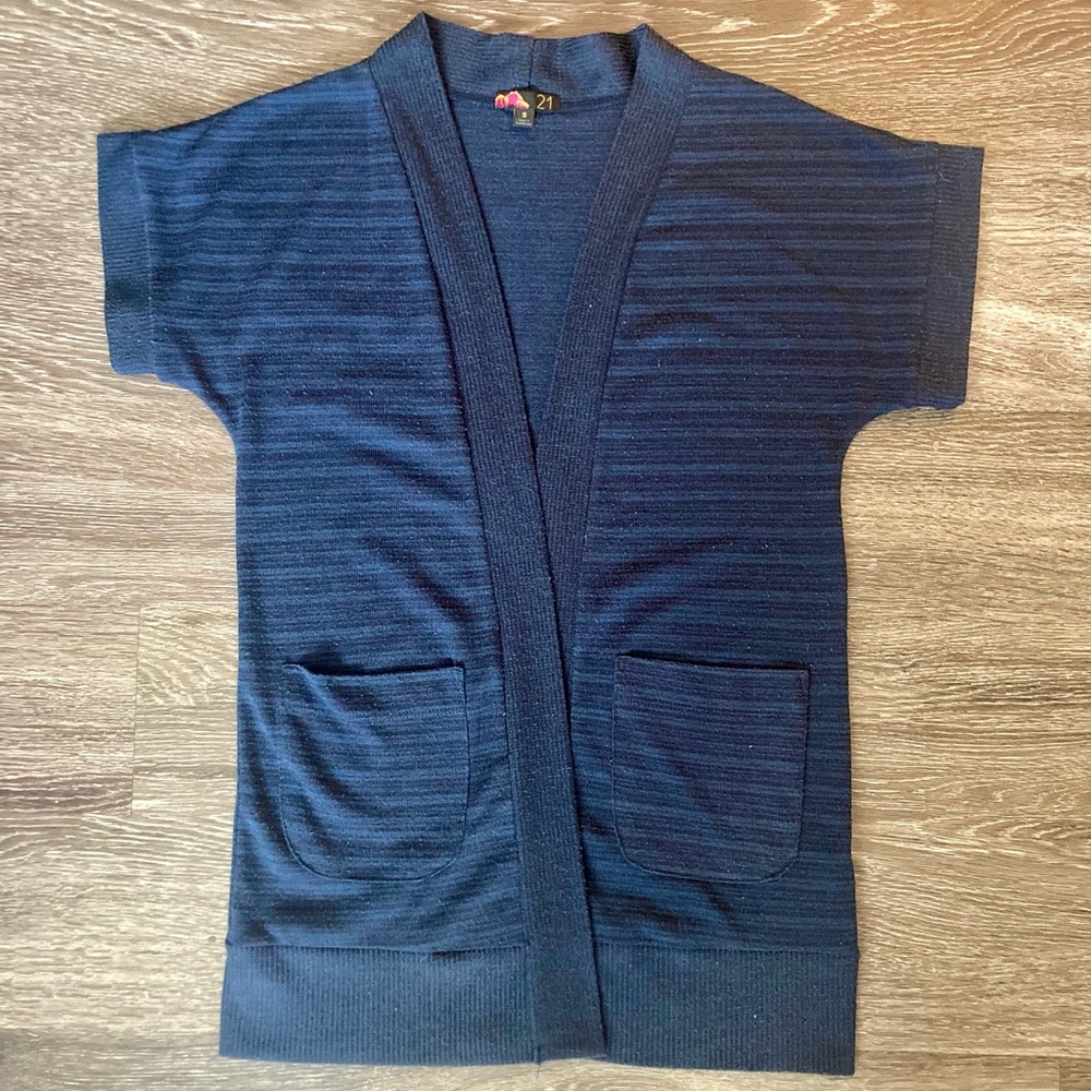 Forever 21 short sleeved navy open cardigan in size small